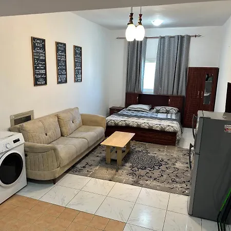 Apartment In Ajman,Studio Flat Exterior photo